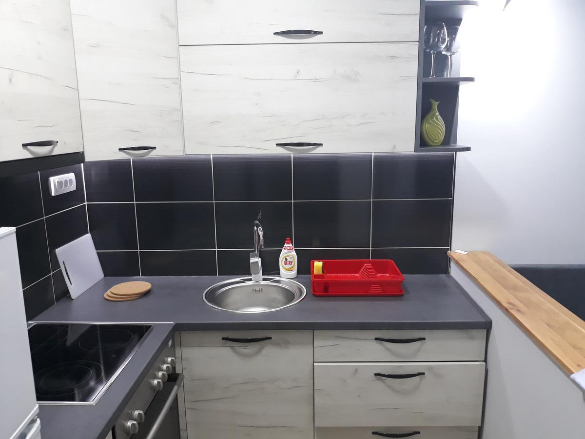 Apartment Azzuro 2 Нови-Сад Экстерьер фото